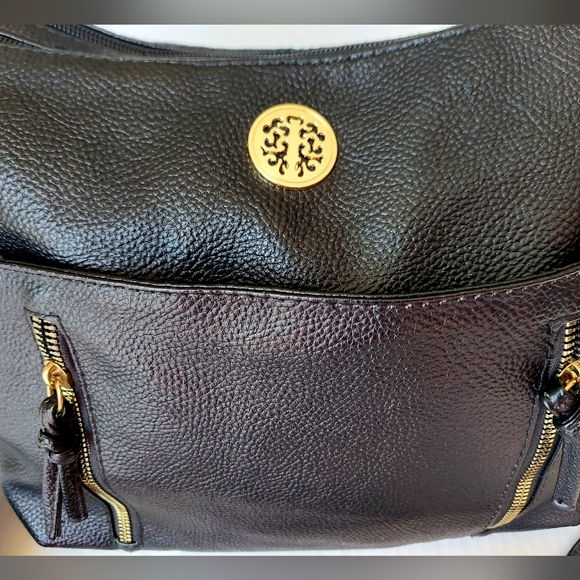 Genuine Leather Crossbody Bag, Black/Gold, Adjustable, Storage. Like NEW!! - Picture 2 of 11